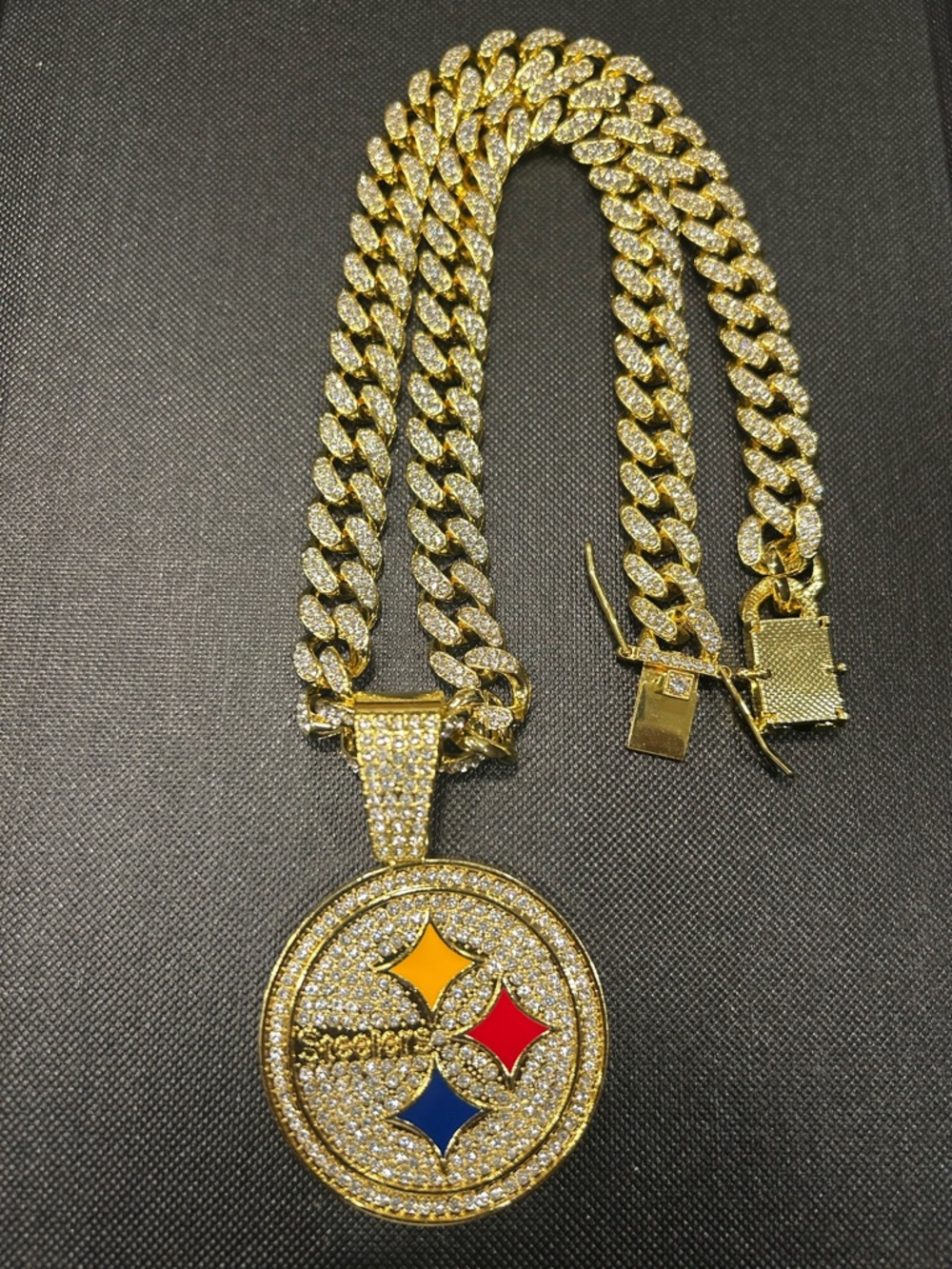 EEElated Fan Gear 22” Oversized Superfan Chain Necklace.